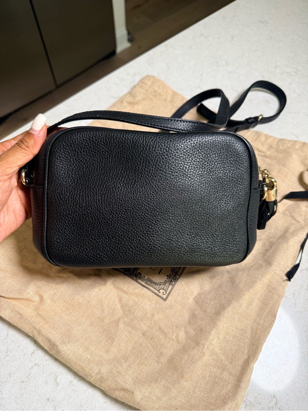 Gucci Black Soho Disco Crossbody Bag - Picture 4 of 10